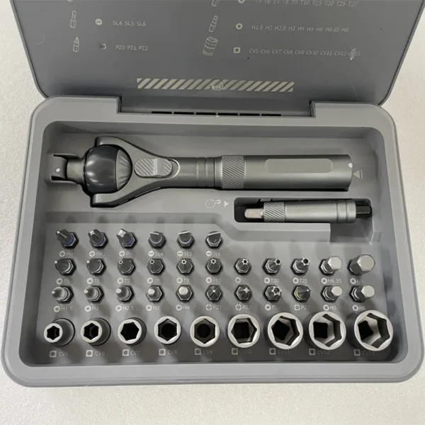 DUKA /AtuMan New RS2 Ratchet Screwdriver Set 40 in 1 Magnetic Wrench Semi-automatic Multi-purpose Sleeve Toolbox for Smart Home