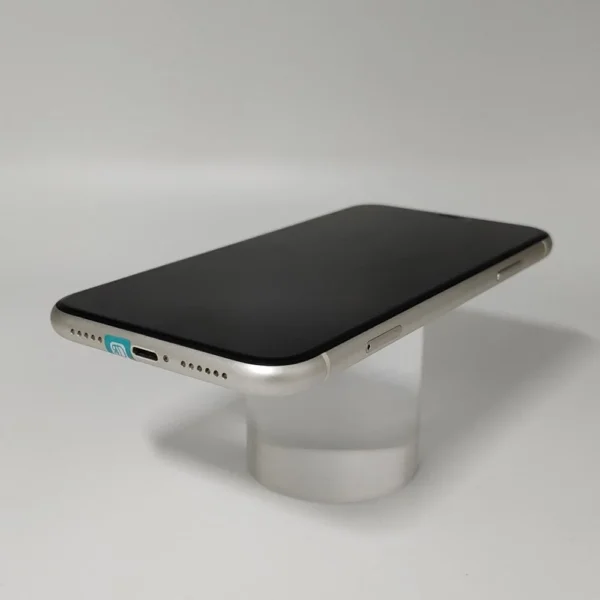 Original Used Apple iPhone 11 Unlocked 4G Mobile Phone Face ID 6.1" 64/128/256GB ROM 12MP IOS NFC Camera Hexa-core  Smartphones