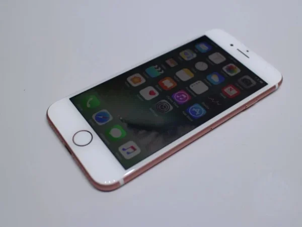 Apple iPhone 7 /iPhone 7P 7 Plus Mobile phone 12MP 32G/128G/256G Rom 4.7"/5.5" Fingerprint 4G Unlocked Original Used Cell Phone