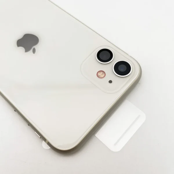 Original Used Apple iPhone 11 Unlocked 4G Mobile Phone Face ID 6.1" 64/128/256GB ROM 12MP IOS NFC Camera Hexa-core  Smartphones